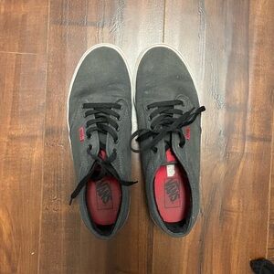 Vans Men's Black and Red Sneakers